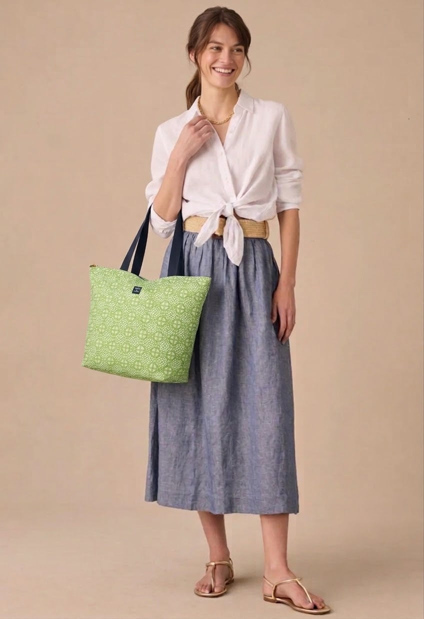Tote Worthy